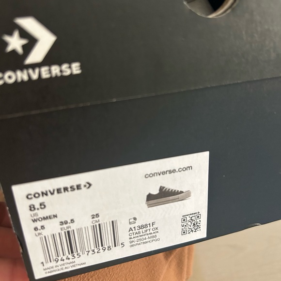 Converse Black and White Plaid Sneakers - Picture 9 of 9